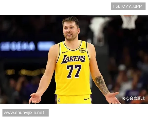 东契奇率队29分惨败雷霆：新赛季最大的笑话是：湖人总冠军