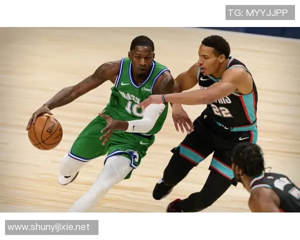 这才是你的水平！小哈达威11中7&三分6中4砍下20分3助 正负值+25