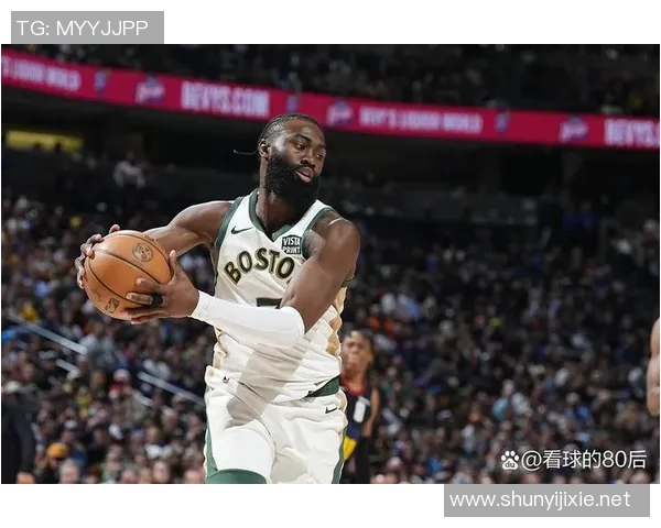 杰伦-布朗：我是联盟最顶级攻防一体球员 今晚感觉怎么投都能进